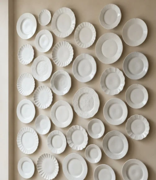 Monochrome White Plate